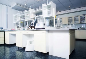 laboratory_and_research